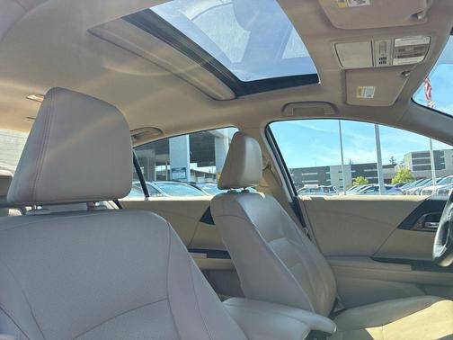 White Orchid Pearl 2017 Honda Accord EX-L