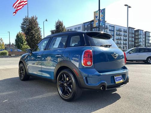 2011 MINI Cooper S Countryman Base