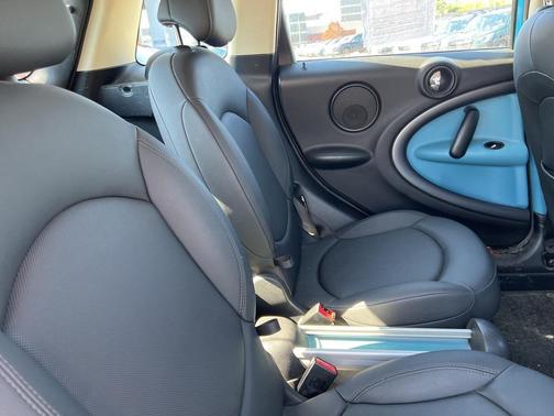 2011 MINI Cooper S Countryman Base