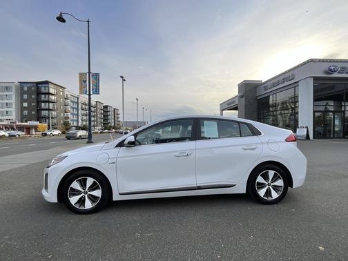 2019 Hyundai IONIQ Plug-In Hybrid Limited