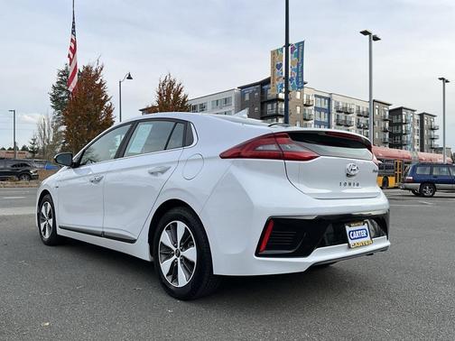 2019 Hyundai IONIQ Plug-In Hybrid Limited