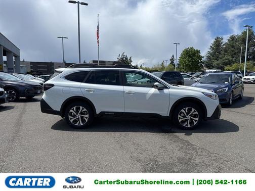 Crystal White Pearl 2022 Subaru Outback Limited XT