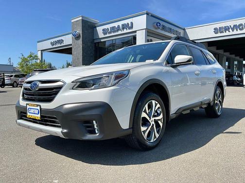 Crystal White Pearl 2022 Subaru Outback Limited XT
