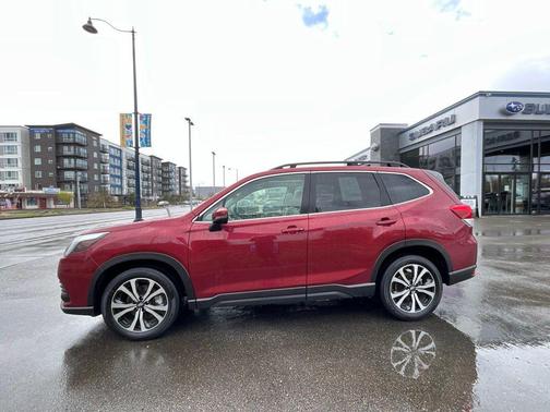 Crimson Red Pearl 2024 Subaru Forester Limited