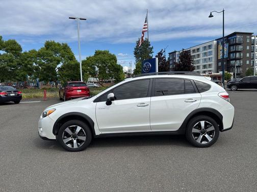 Satin White Pearl 2014 Subaru XV Crosstrek Hybrid Base