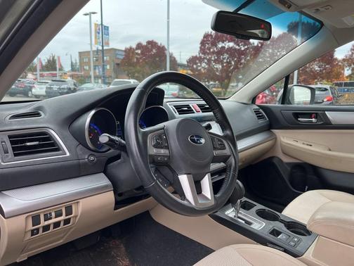 2016 Subaru Outback 2.5i Premium