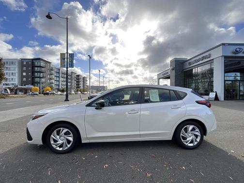 2024 Subaru Impreza Base