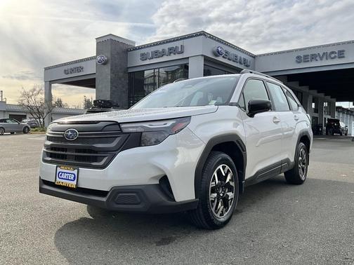 2025 Subaru Forester Base