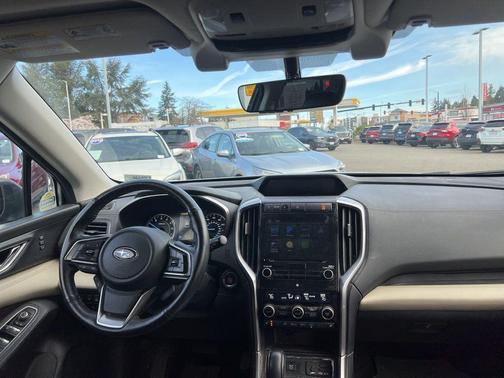 Ice Silver Metallic 2020 Subaru Ascent Limited 7-Passenger