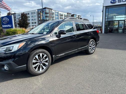 Crystal Black Silica 2016 Subaru Outback 3.6R Limited