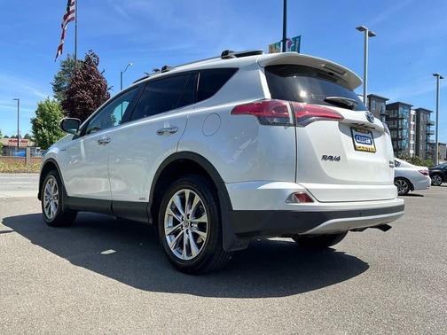 Blizzard Pearl 2016 Toyota RAV4 Hybrid Limited