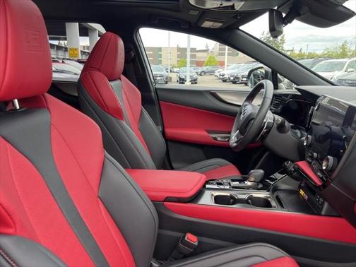 2024 Lexus NX 450h+ F SPORT Handling
