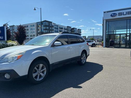 Satin White Pearl 2014 Subaru Outback 2.5i Premium