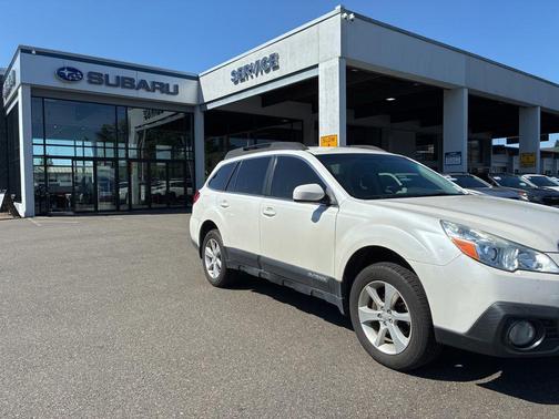 Satin White Pearl 2014 Subaru Outback 2.5i Premium