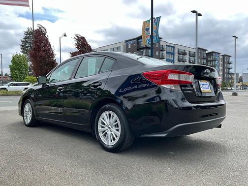 Crystal Black Silica 2017 Subaru Impreza 2.0i Premium
