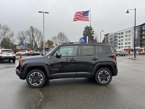 2016 Jeep Renegade Trailhawk