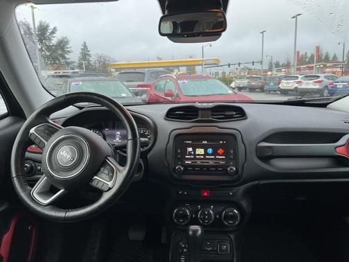 2016 Jeep Renegade Trailhawk