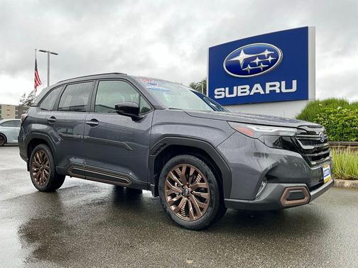 Magnetite Gray Metallic 2025 Subaru Forester Sport