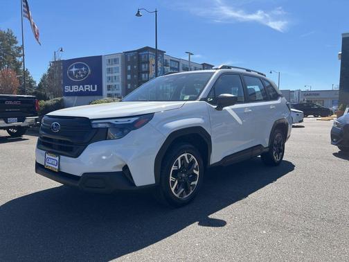 Crystal White Pearl 2025 Subaru Forester Base