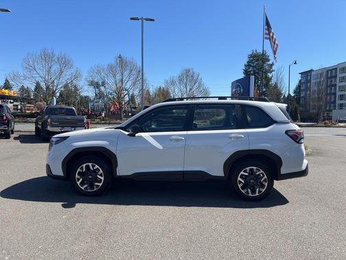 Crystal White Pearl 2025 Subaru Forester Base