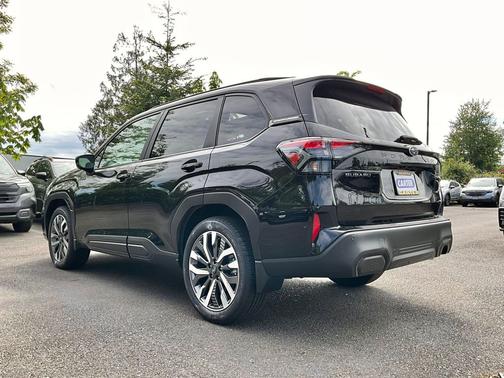 Crystal Black Silica 2026 Subaru Forester Hybrid Touring