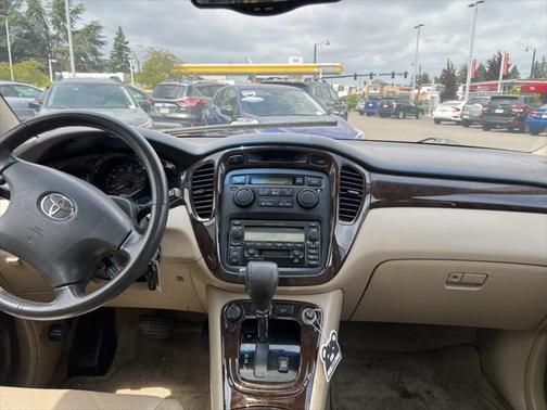 2003 Toyota Highlander Base