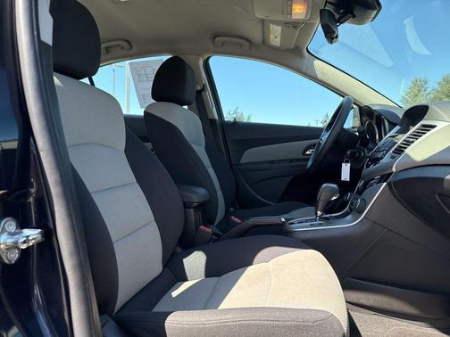 Blue Ray Metallic 2016 Chevrolet Cruze Limited LS