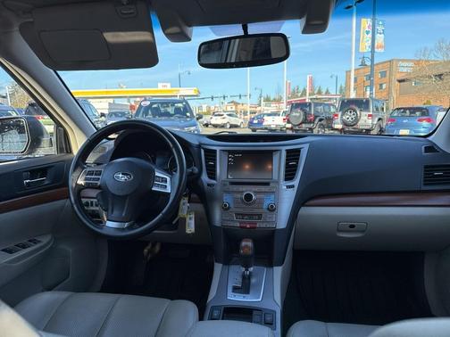 2014 Subaru Outback 3.6R Limited