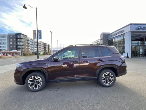Dark Mahogany Pearl 2026 Subaru Forester Premium