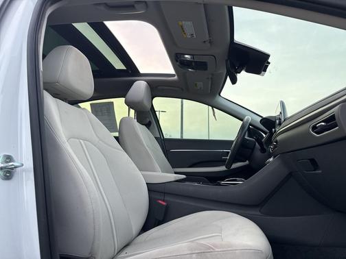 2021 Hyundai SONATA SEL