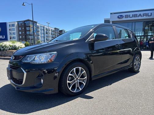 Mosaic Black Metallic 2019 Chevrolet Sonic LT