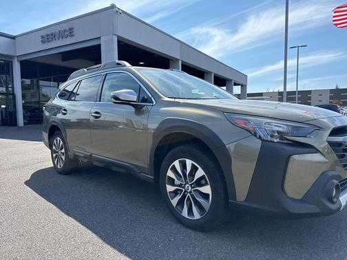 2023 Subaru Outback Touring XT