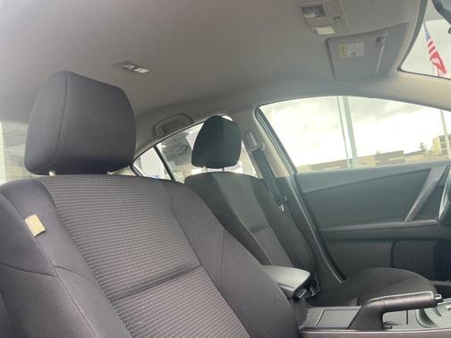 2012 Mazda Mazda3 i Sport