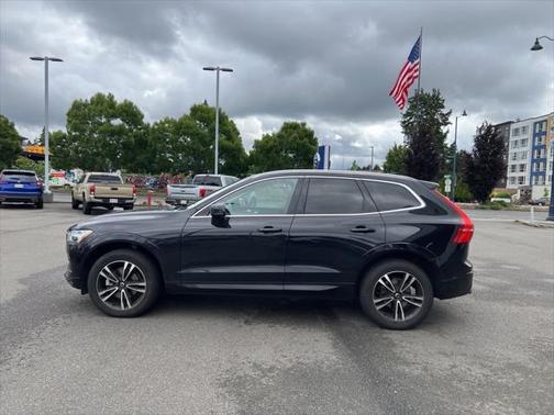 2021 Volvo XC60 T5 Momentum