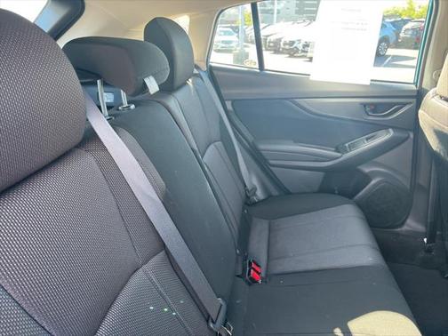 2019 Subaru Impreza 2.0i