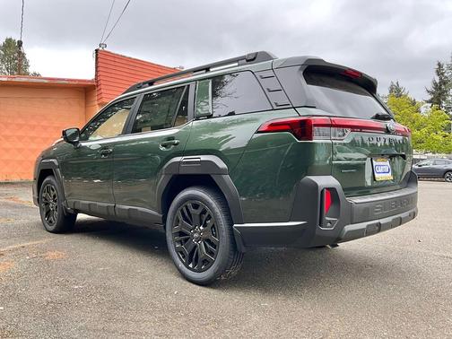Deep Emerald Green Pearl Paint 2026 Subaru Outback Limited XT