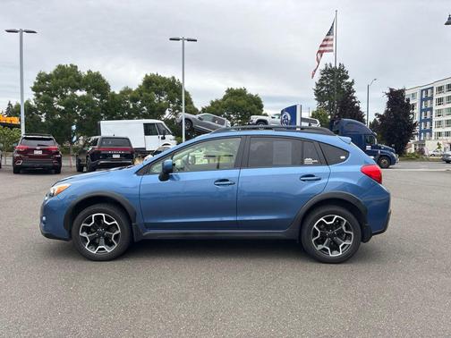 Quartz Blue 2014 Subaru XV Crosstrek 2.0i Limited