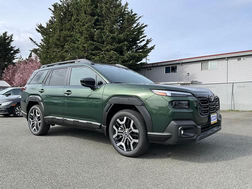 Deep Emerald Green Pearl Paint 2026 Subaru Outback Touring XT