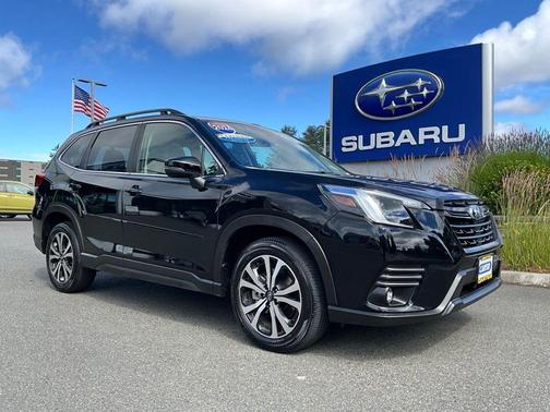 Crystal Black Silica 2024 Subaru Forester Limited