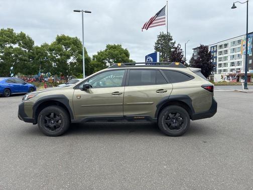 Autumn Green Metallic 2024 Subaru Outback Wilderness