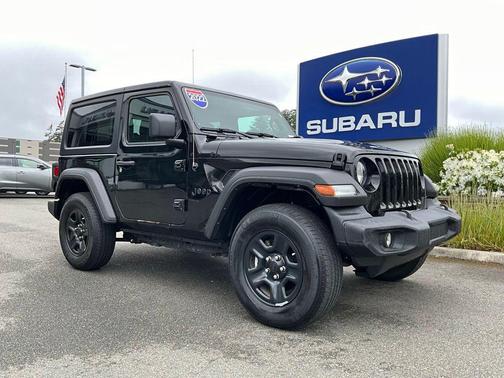 Black Clearcoat 2022 Jeep Wrangler Sport