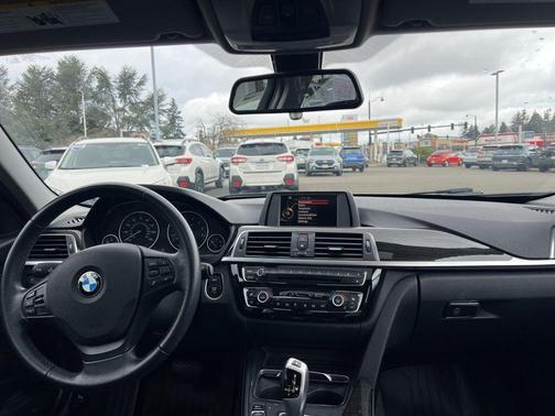 2016 BMW 320 i