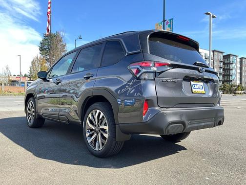 Magnetite Gray Metallic 2026 Subaru Forester Hybrid Touring
