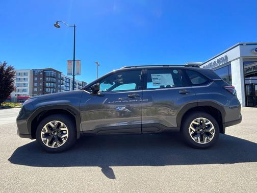 2025 Subaru Forester Base