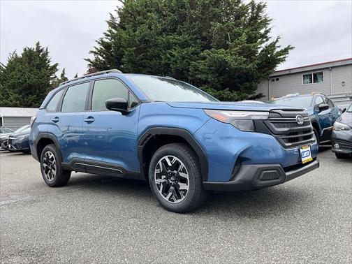 2025 Subaru Forester Base