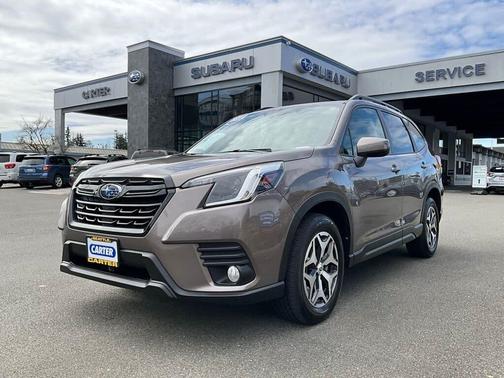 Brilliant Bronze Metallic 2023 Subaru Forester Premium