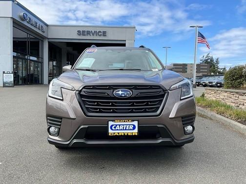 Brilliant Bronze Metallic 2023 Subaru Forester Premium