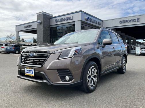Brilliant Bronze Metallic 2023 Subaru Forester Premium
