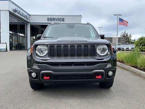 Black Clearcoat 2022 Jeep Renegade Trailhawk