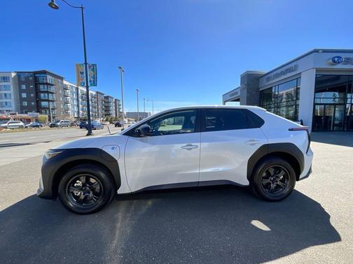 Cosmic White Pearl 2023 Subaru Solterra Premium